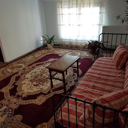 Rent Holding Apartments Iasi Exterior photo