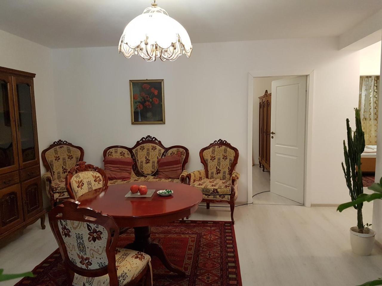 Rent Holding Apartments Iasi Exterior photo