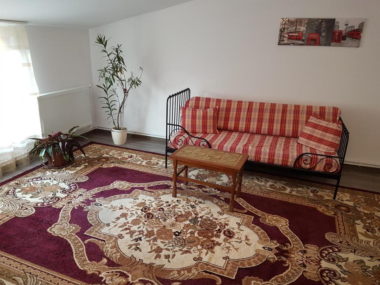 Rent Holding Apartments Iasi Exterior photo