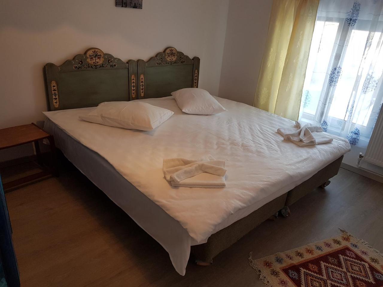Rent Holding Apartments Iasi Exterior photo