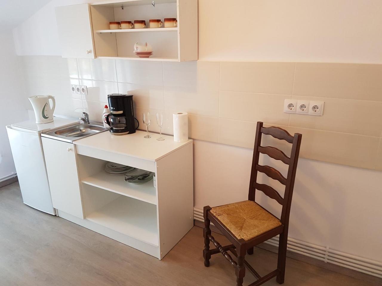 Rent Holding Apartments Iasi Exterior photo